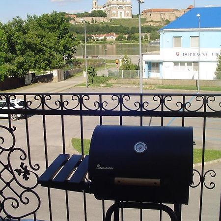 Ubytovanie Danube Sturovo Exterior foto