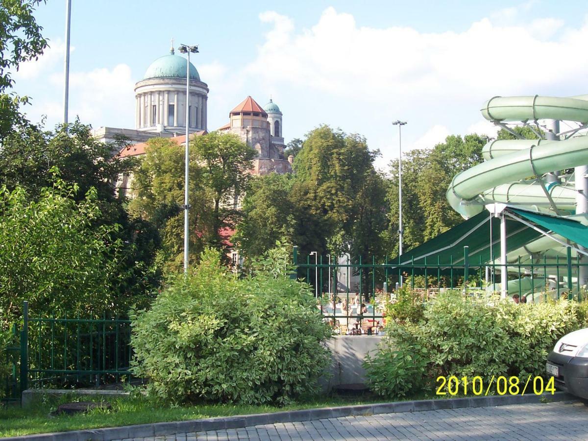 Ubytovanie Danube Sturovo Exterior foto